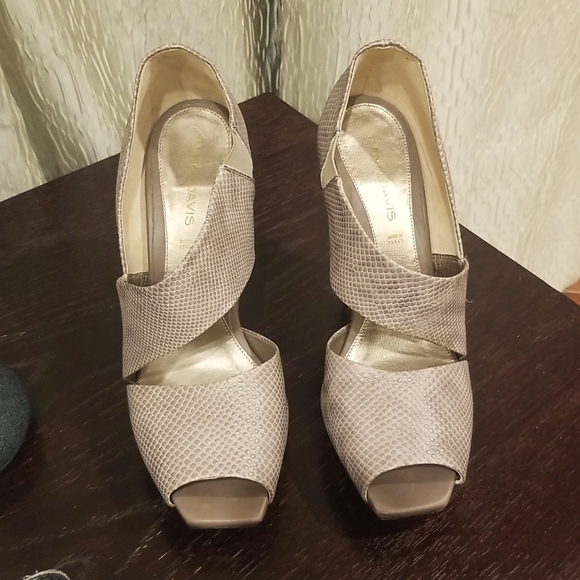 Dana Davis Italian Shoes size 10 - Picture 1 of 12